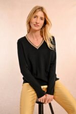 Iridescent V-neck sweater MOLLY BRACKEN - Image 4