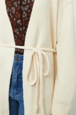 White knitted midi jacket COPMPANIA FANTASTICA - Image 3