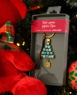 CHRISTMAS TREE KEYCHAIN ​​PUSSY LIFELIKES - Image 2