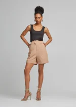 High-waisted bermuda shorts with pleats LYNNE - Image 2