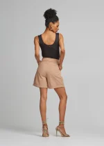 High-waisted bermuda shorts with pleats LYNNE - Image 5