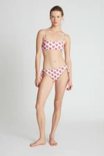 Μπικίνι τοπ με στάμπα Strawberry Beach σε ίσια γραμμή COMPANIA FANTASTICA SS25 - Image 4