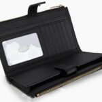 MELINDA LOGO SLG Black logo GUESS SS26 - Image 5