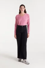 Μαύρο τζιν με κέντημα φράουλας COMPANIA FANTASTICA FW25-26 - Image 5